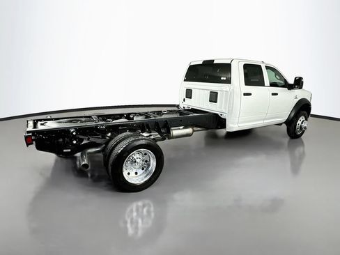 New 2026 RAM 5500 Tradesman w/ Chrome Appearance Group AWD/4WD image 7