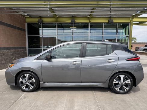 Used 2022 Nissan Leaf SV image 7