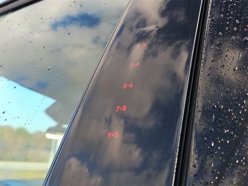 Used 2023 Ford Explorer XLT w/ Equipment Group 202A image 33