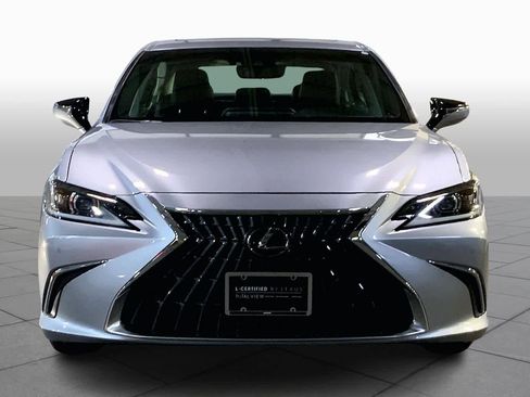 Used 2025 Lexus ES 350 w/ Premium Package image 3