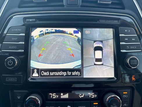 Used 2018 Nissan Maxima Platinum FWD image 26