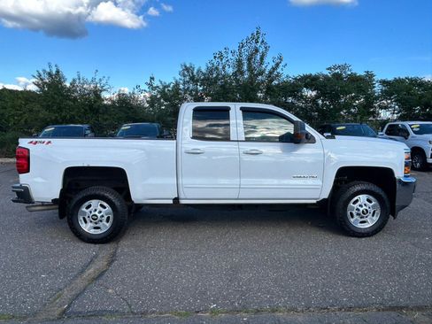 Used 2019 Chevrolet Silverado 2500 LT w/ LT Convenience Package AWD/4WD image 4