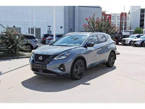 Used 2024 Nissan Murano SV w/ SV Midnight Edition Package FWD image 3