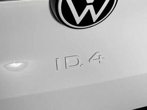 Certified 2024 Volkswagen ID.4 2WD image 26