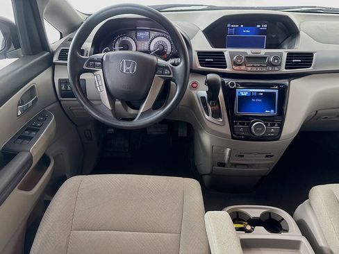 Used 2016 Honda Odyssey SE image 25