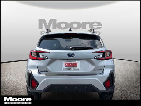 Used 2026 Subaru Crosstrek 2.0i Premium AWD/4WD image 4