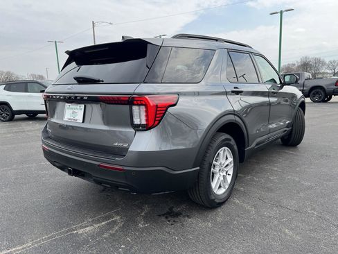 New 2026 Ford Explorer Active AWD/4WD image 4
