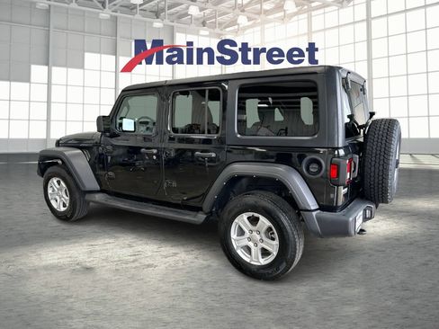 Used 2023 Jeep Wrangler Unlimited Sport AWD/4WD image 3