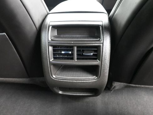 Used 2023 Cadillac XT5 Premium Luxury image 13