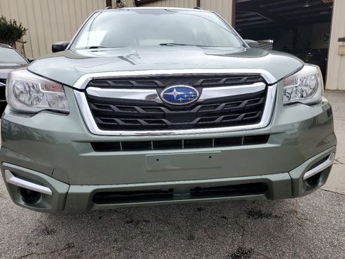 Used 2017 Subaru Forester 2.5i w/ Alloy Wheel Package image 13