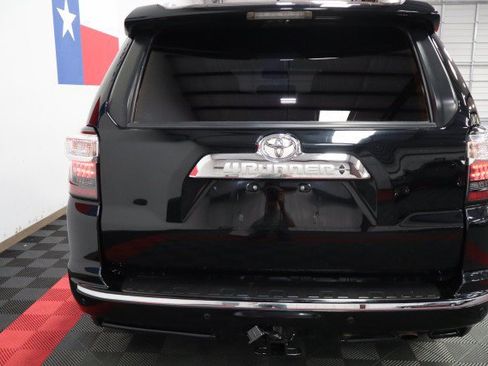 Used 2019 Toyota 4Runner Limited AWD/4WD image 26