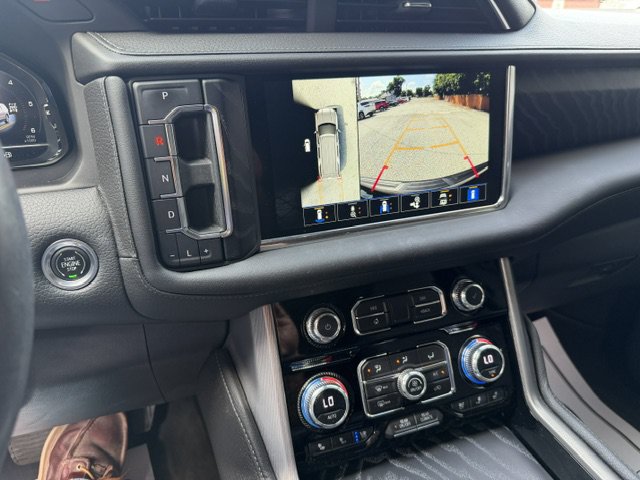 Used 2023 GMC Yukon Denali AWD/4WD image 11