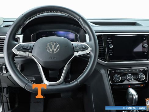 Used 2023 Volkswagen Atlas SE w/ Black Wheel Package FWD image 59
