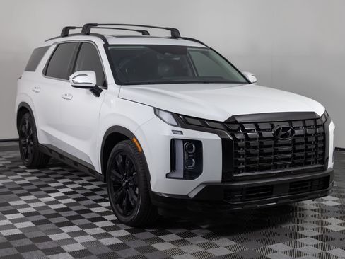 Used 2023 Hyundai Palisade XRT w/ Cargo Package FWD image 11