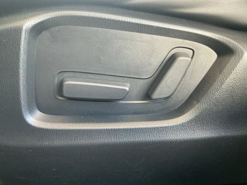 Used 2025 MAZDA CX-5 AWD 2.5 S w/ Select Package image 17