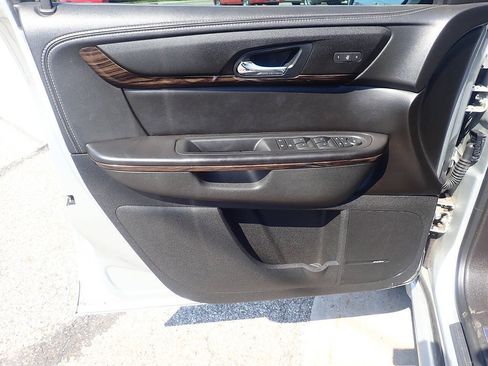 Used 2014 GMC Acadia Denali AWD/4WD image 11
