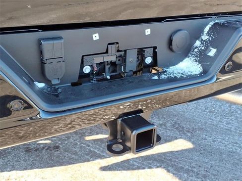 New 2026 GMC Sierra 2500 AT4 w/ Technology Package image 6