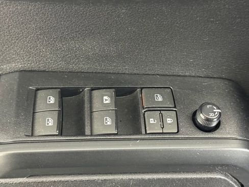 Used 2023 Toyota Tacoma SR image 28