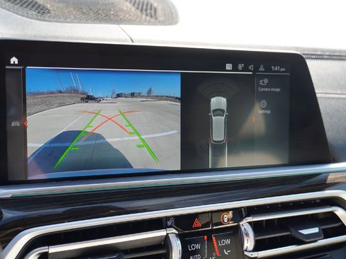 Used 2021 BMW X5 xDrive40i w/ M Sport Package image 14