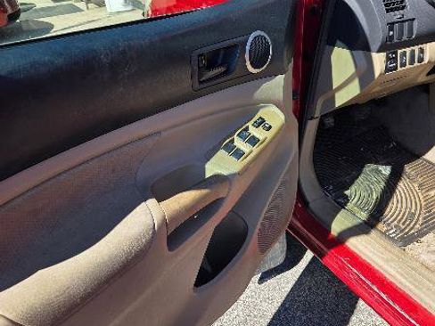 Used 2009 Toyota Tacoma PreRunner RWD image 8