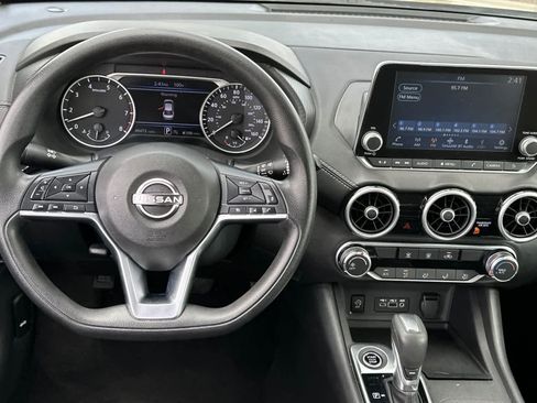 Used 2025 Nissan Sentra SV FWD image 15