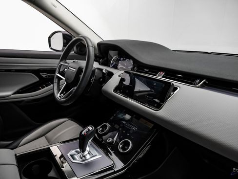 Used 2023 Land Rover Range Rover Evoque R-Dynamic S image 38