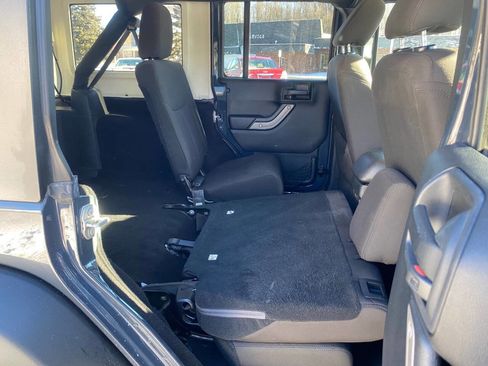 Used 2016 Jeep Wrangler Unlimited Sport w/ Quick Order Package 24S image 34