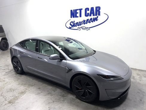 Used 2025 Tesla Model 3 Performance AWD/4WD image 1