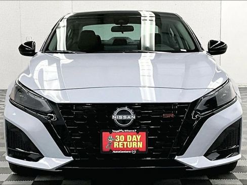New 2026 Nissan Altima 2.5 SR FWD image 16