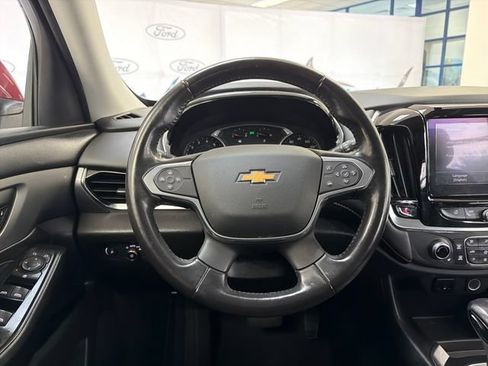 Used 2021 Chevrolet Traverse LT FWD image 15