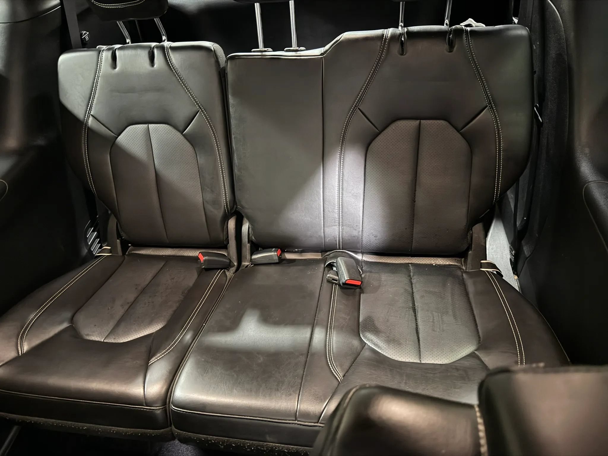 Used 2025 Chrysler Pacifica Select FWD image 28