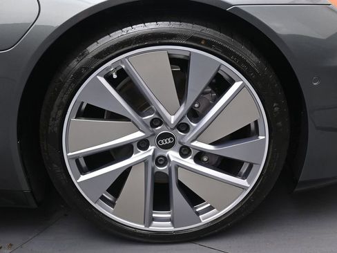 Used 2022 Audi e-tron GT Prestige w/ Prestige Package image 34