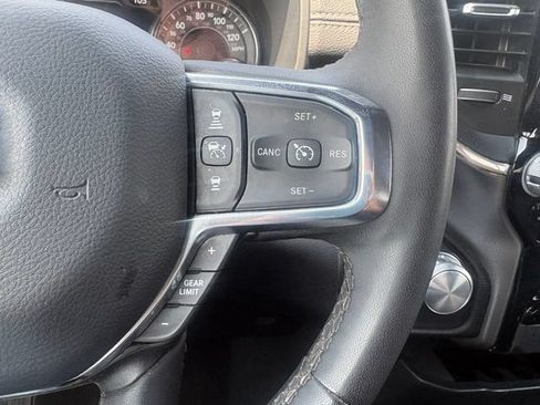 Used 2025 RAM 1500 Laramie AWD/4WD image 19