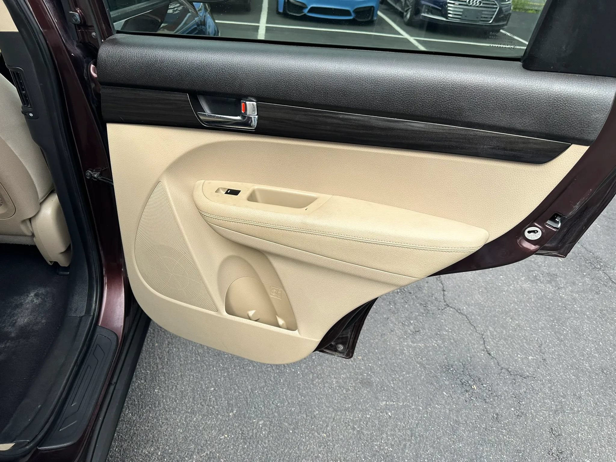 Used 2013 Kia Sorento LX w/ Convenience Pkg FWD image 14
