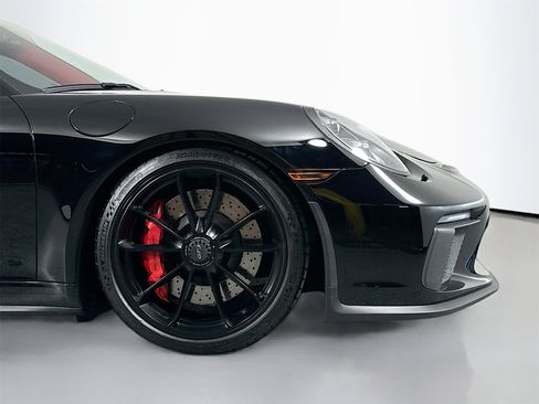 Certified 2019 Porsche 911 GT3 image 14