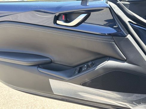 New 2026 MAZDA MX-5 Miata Club w/ Interior Package RWD image 18