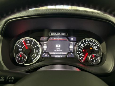 Used 2024 RAM 1500 Laramie image 33