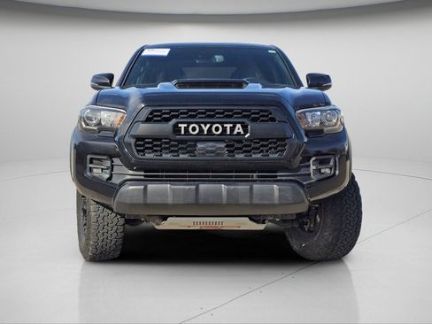 Used 2019 Toyota Tacoma TRD Pro image 3
