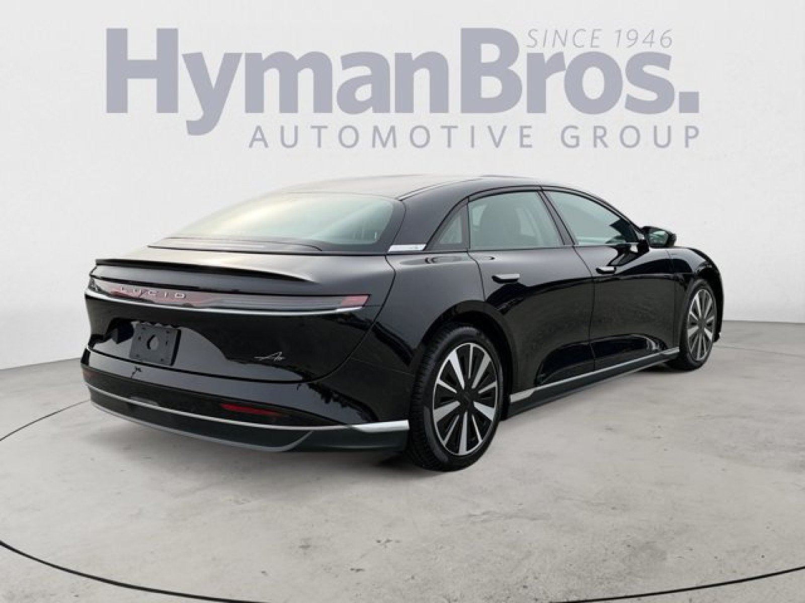 Used 2025 Lucid Air Pure RWD image 3