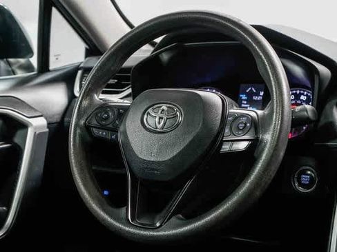 Certified 2019 Toyota RAV4 XLE image 16