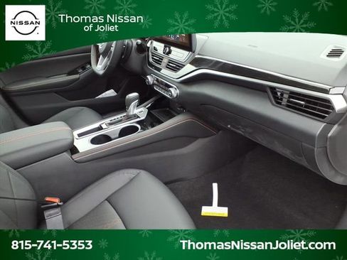 New 2025 Nissan Altima 2.5 SR w/ SR Premium Package image 20