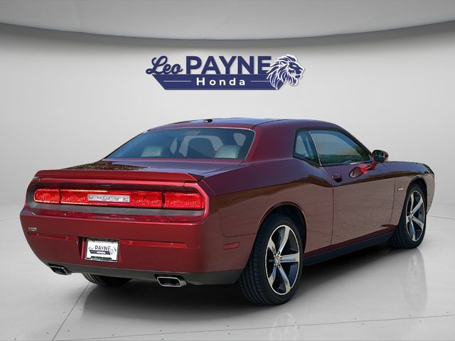 Used 2014 Dodge Challenger SXT RWD image 8