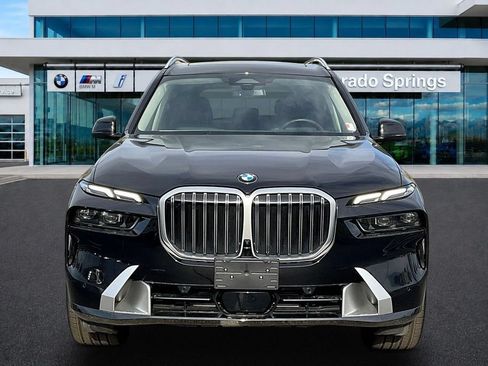 Used 2025 BMW X7 xDrive40i AWD/4WD image 2