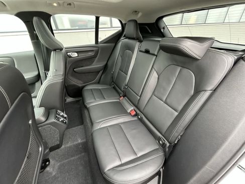 New 2026 Volvo XC40 B5 Plus w/ Protection Package Premier image 23