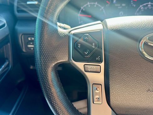 Used 2024 Toyota 4Runner SR5 image 29