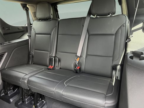 Used 2022 GMC Yukon Denali w/ Denali Premium Package AWD/4WD image 25