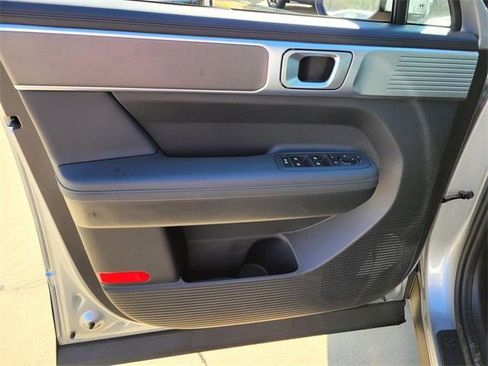 Certified 2025 Hyundai Santa Fe SEL image 5