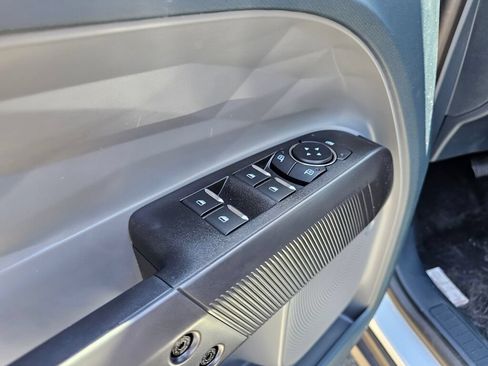 New 2026 Ford Maverick XL AWD/4WD image 16