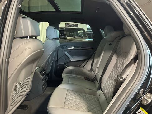 Used 2025 Audi SQ5 Premium Plus image 39