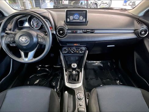 Used 2018 Toyota Yaris iA image 7